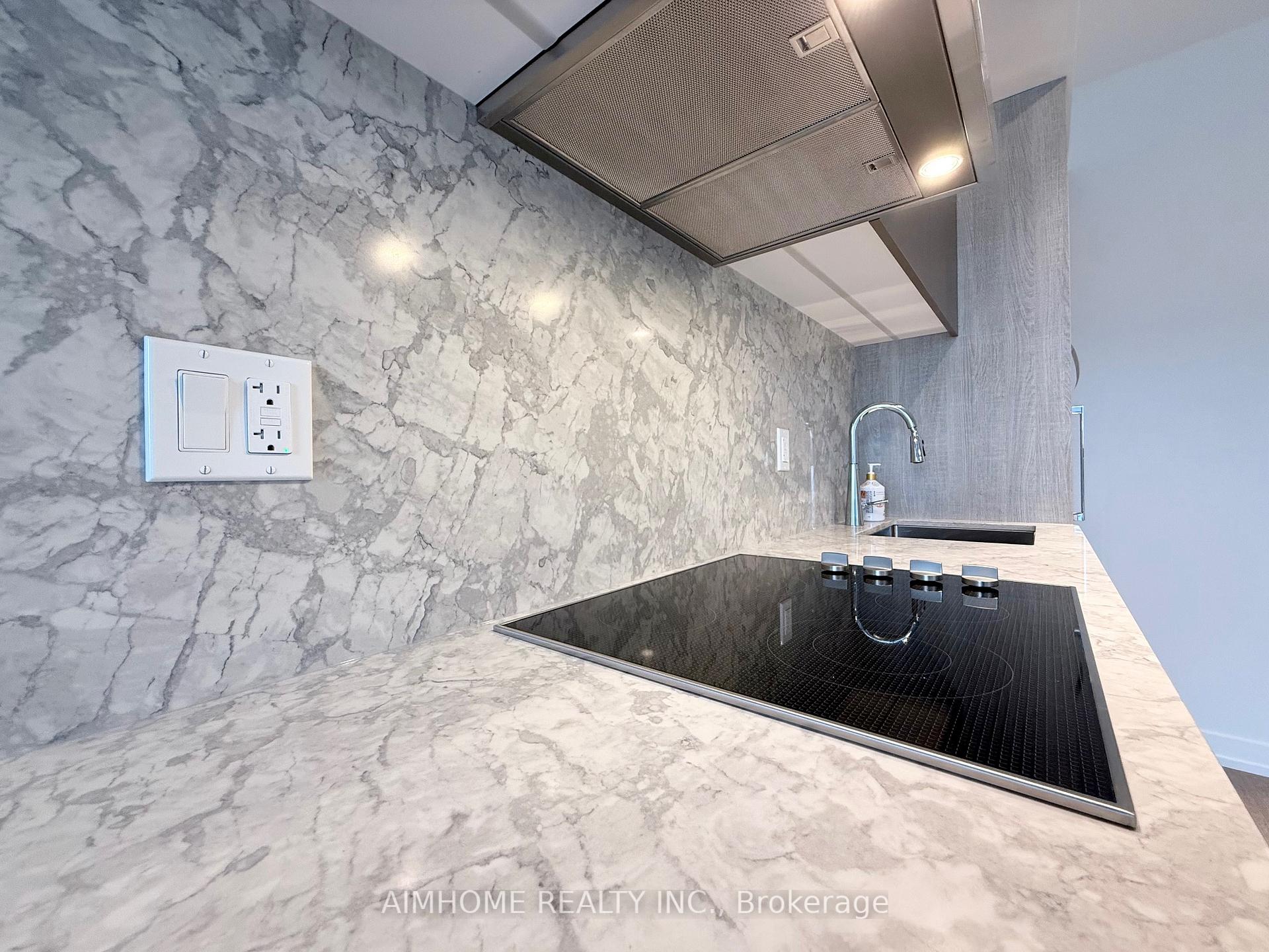 Photo 7 of Unit 1005, 771 Yonge Street, Toronto, The Annex — HOMEH