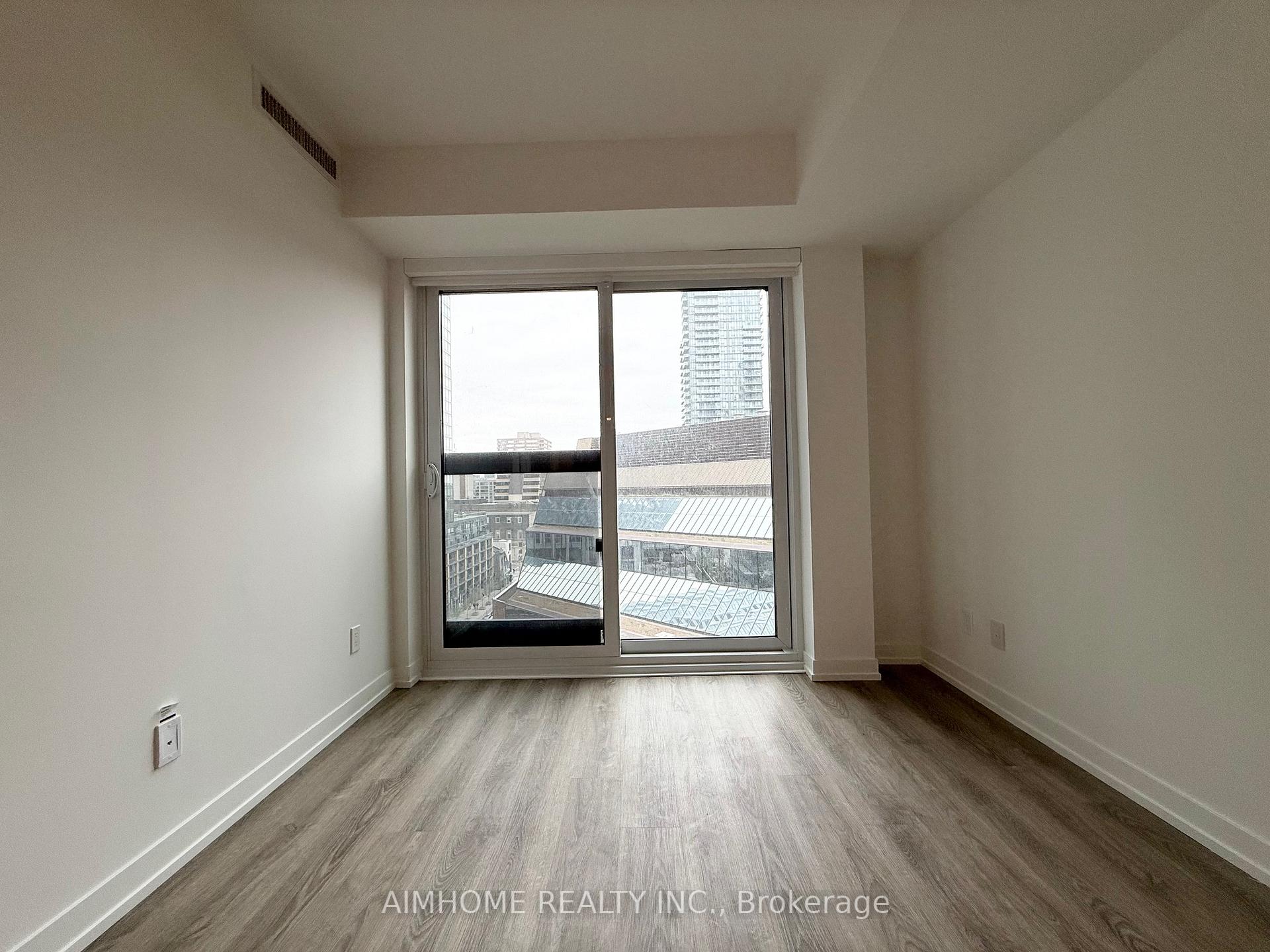 Photo 14 of Unit 1005, 771 Yonge Street, Toronto, The Annex — HOMEH