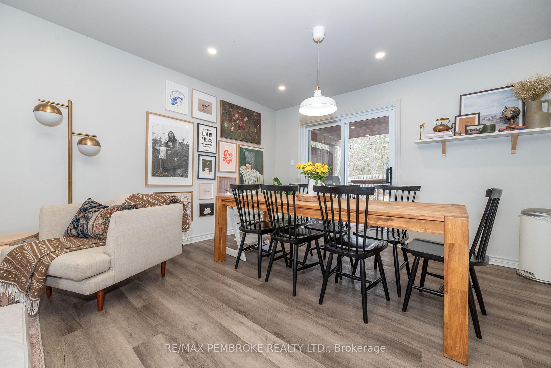 Photo 22 of 1310 Victoria Street, Petawawa — HOMEH