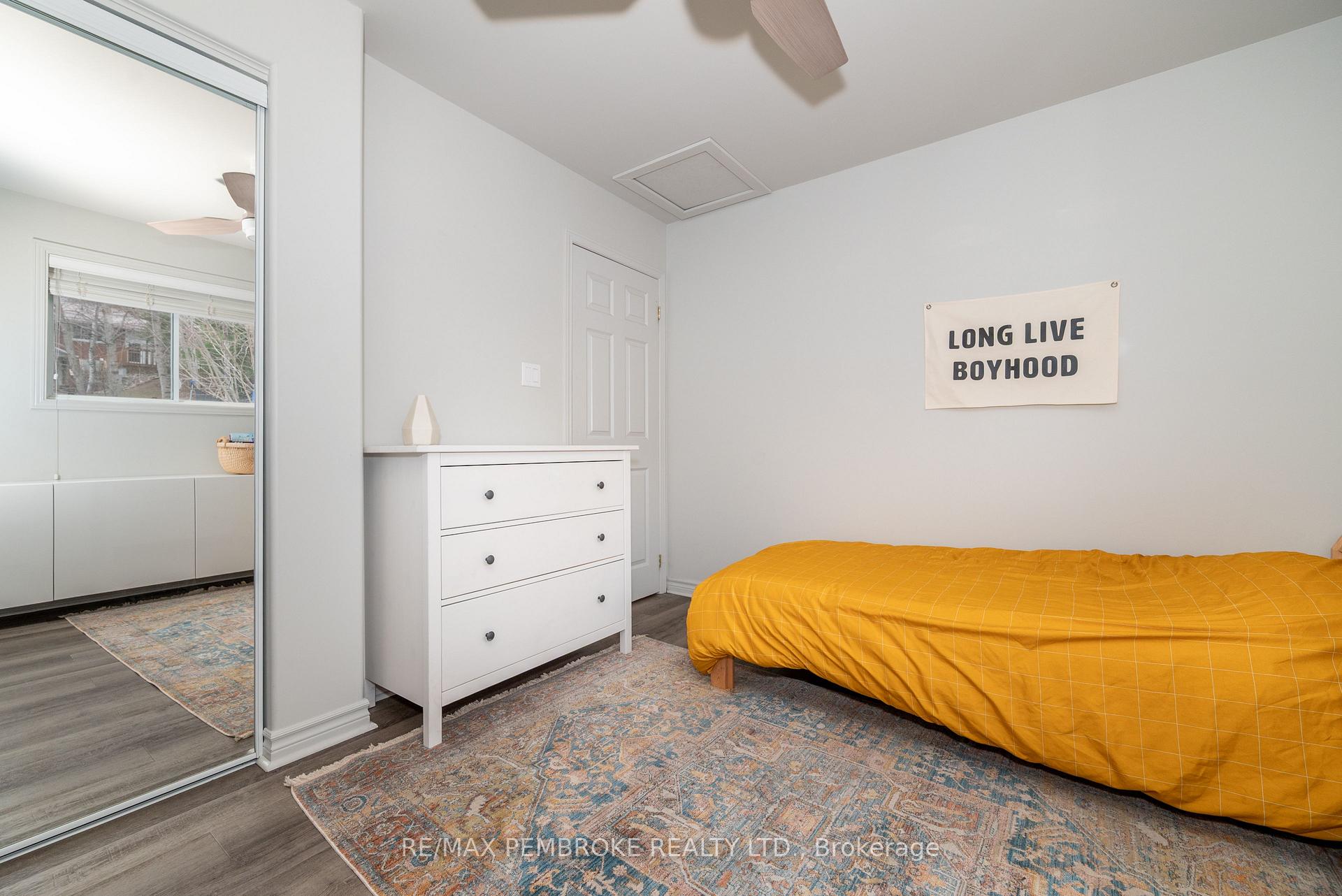 Photo 24 of 1310 Victoria Street, Petawawa — HOMEH