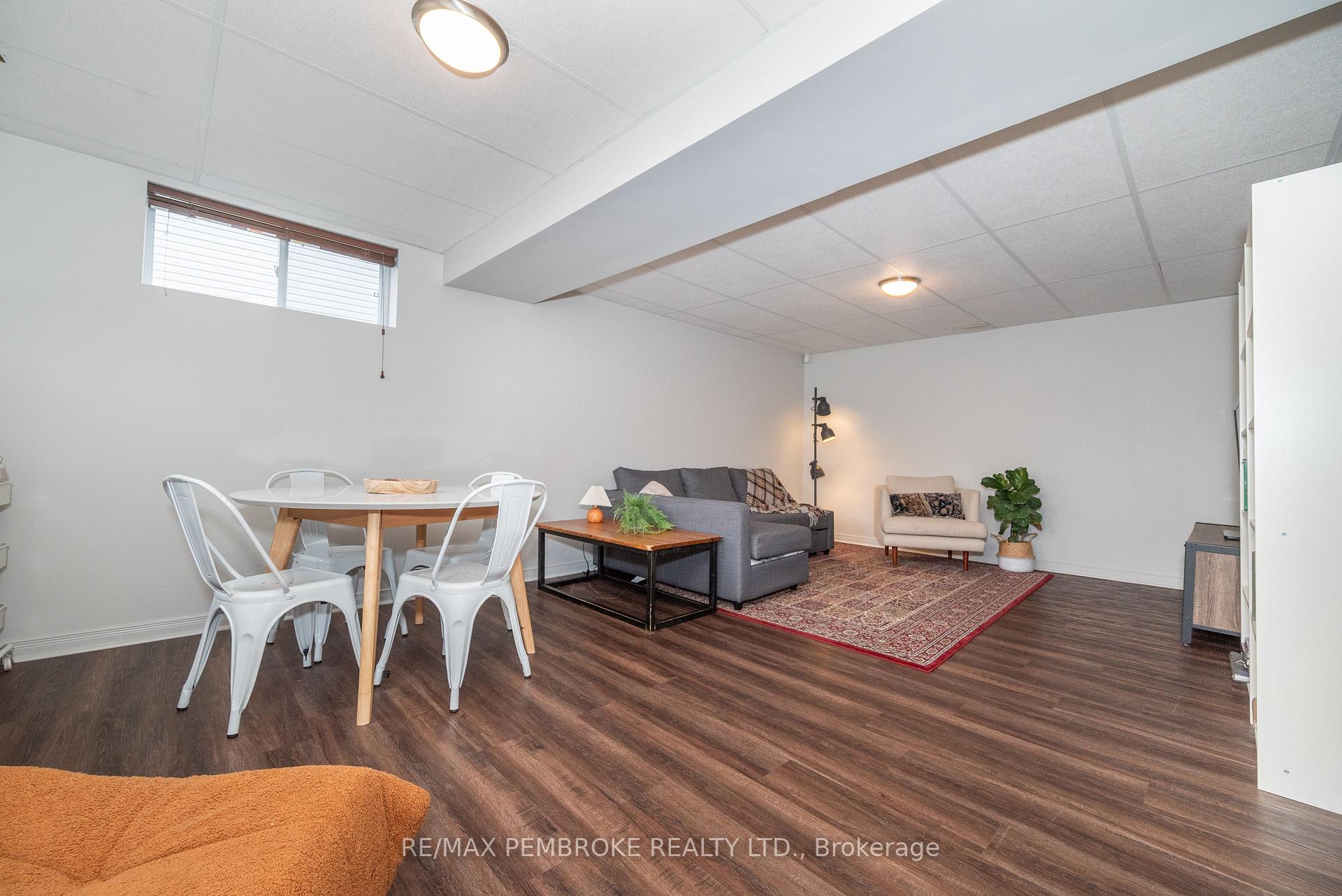 Photo 31 of 1310 Victoria Street, Petawawa — HOMEH