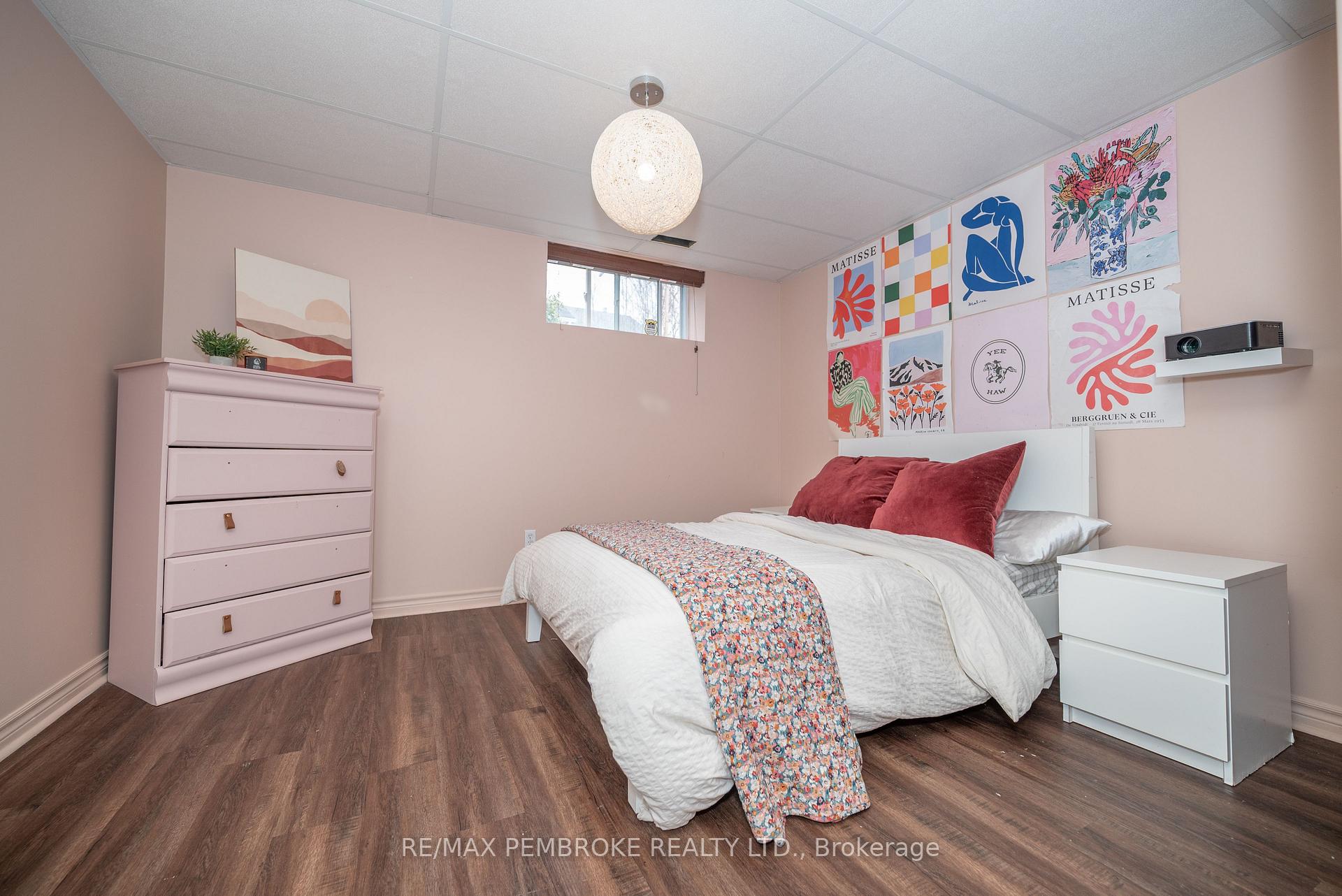 Photo 43 of 1310 Victoria Street, Petawawa — HOMEH