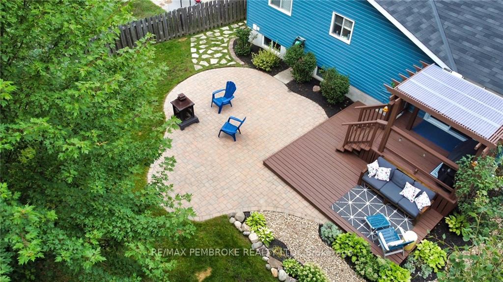 Photo 19 of 1310 Victoria Street, Petawawa — HOMEH
