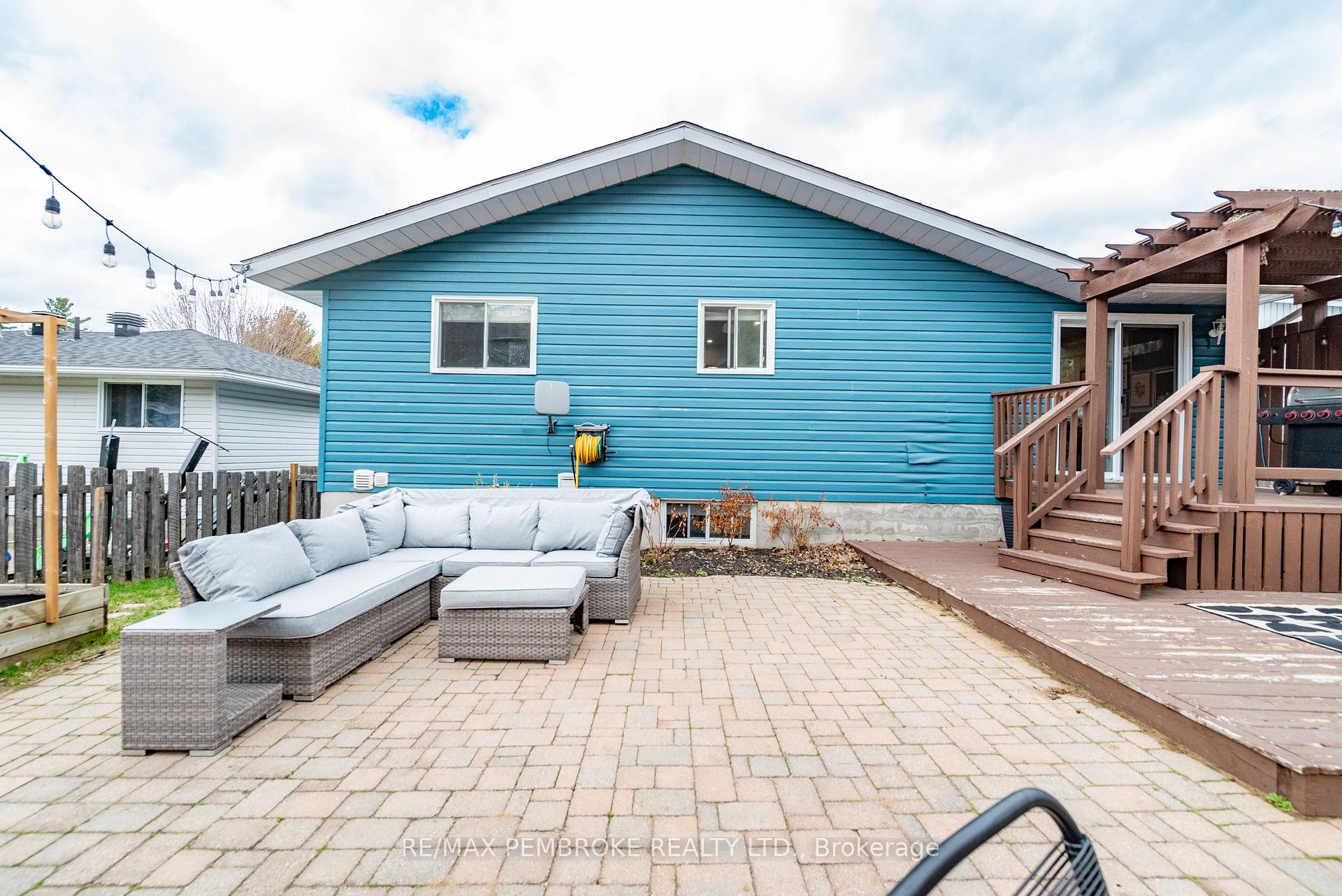 Photo 41 of 1310 Victoria Street, Petawawa — HOMEH