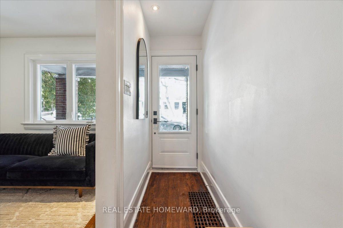 Photo 3 of 103 Sparkhall Avenue, Toronto, North Riverdale — HOMEH