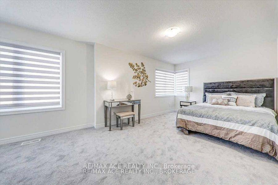 Photo 16 of Unit Main, 2500 Orchestrate Drive, Oshawa, Windfields — HOMEH