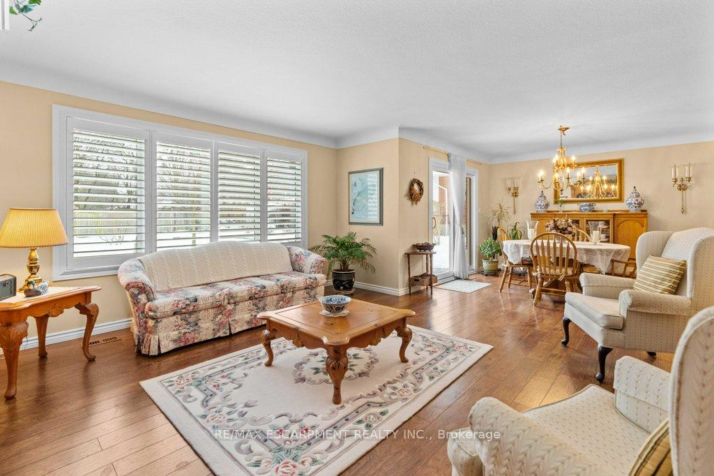 Photo 21 of 9 Culham Drive, Cambridge — HOMEH