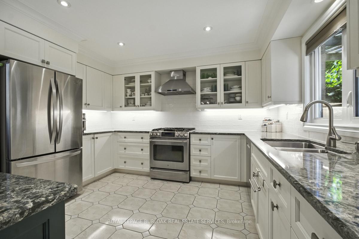 Photo 12 of 391 Kerman Avenue, Grimsby, Grimsby Beach — HOMEH