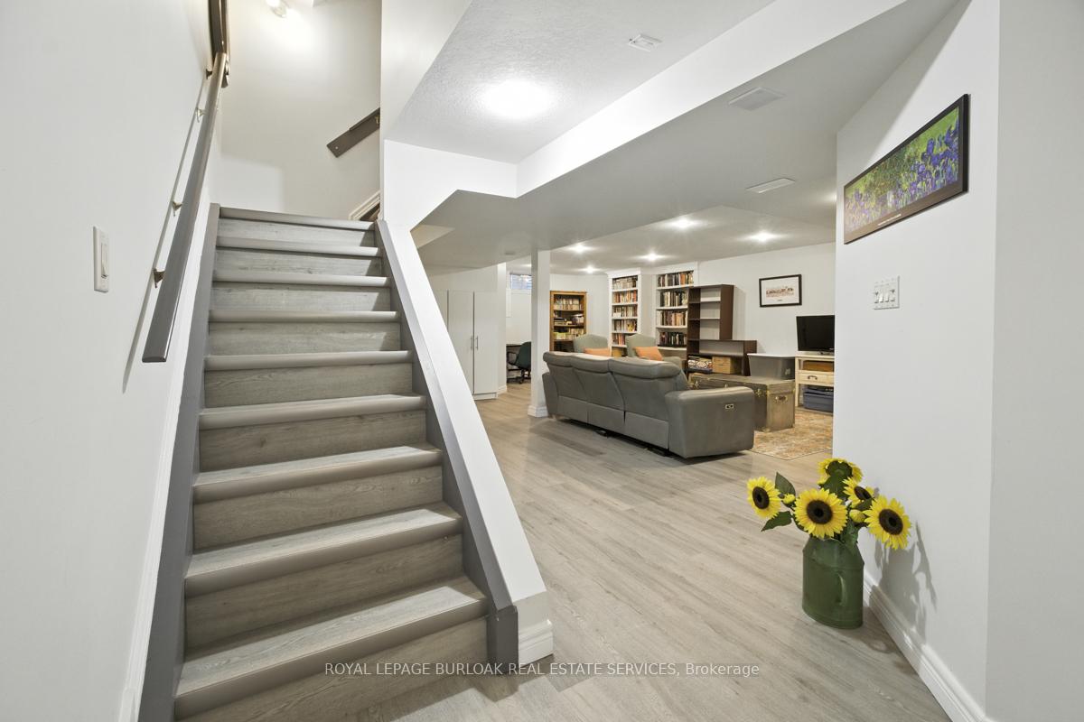 Photo 29 of 391 Kerman Avenue, Grimsby, Grimsby Beach — HOMEH