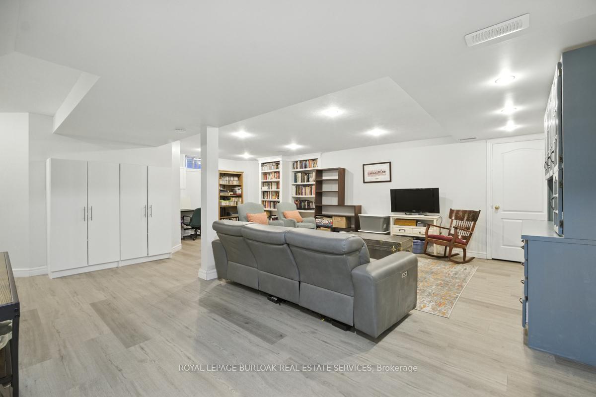 Photo 31 of 391 Kerman Avenue, Grimsby, Grimsby Beach — HOMEH