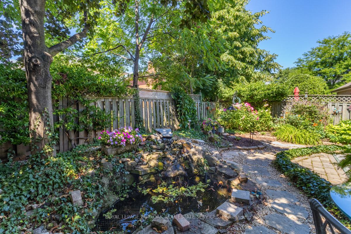 Photo 37 of 391 Kerman Avenue, Grimsby, Grimsby Beach — HOMEH