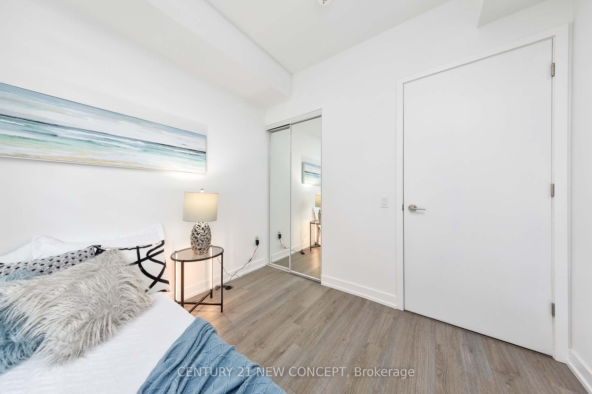 Photo 12 of Unit 2007, 39 Roehampton Avenue, Toronto, Mount Pleasant West — HOMEH