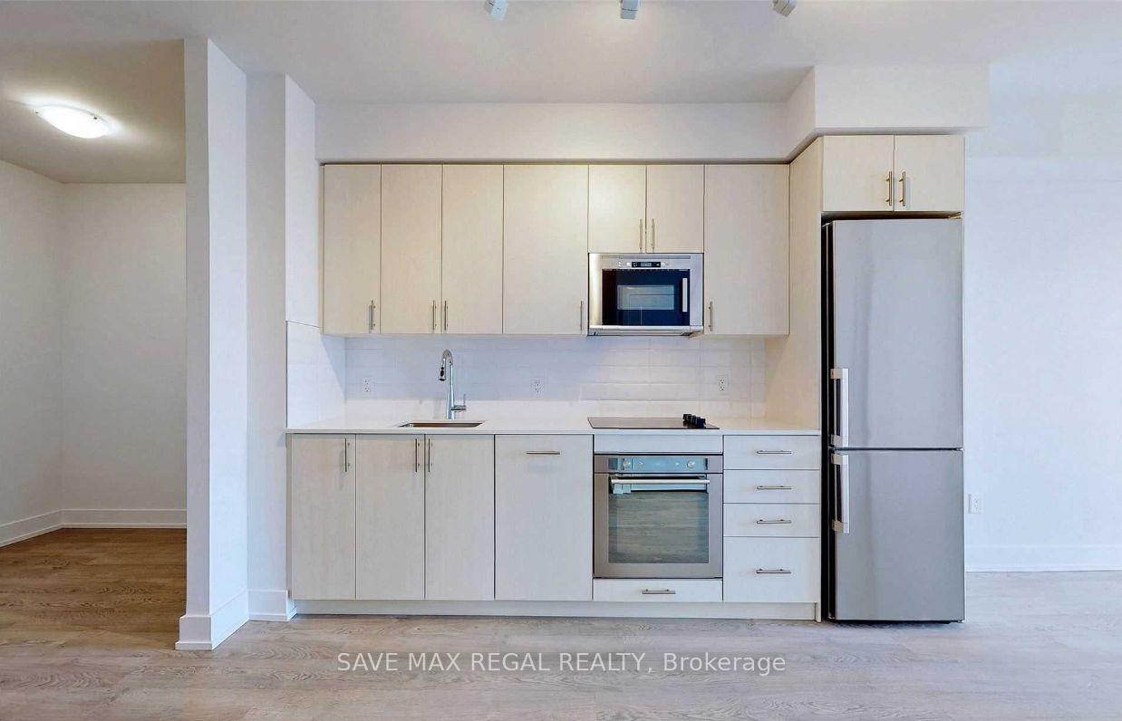 Photo 3 of Unit 413, 2550 Simcoe Street N, Oshawa, Windfields — HOMEH