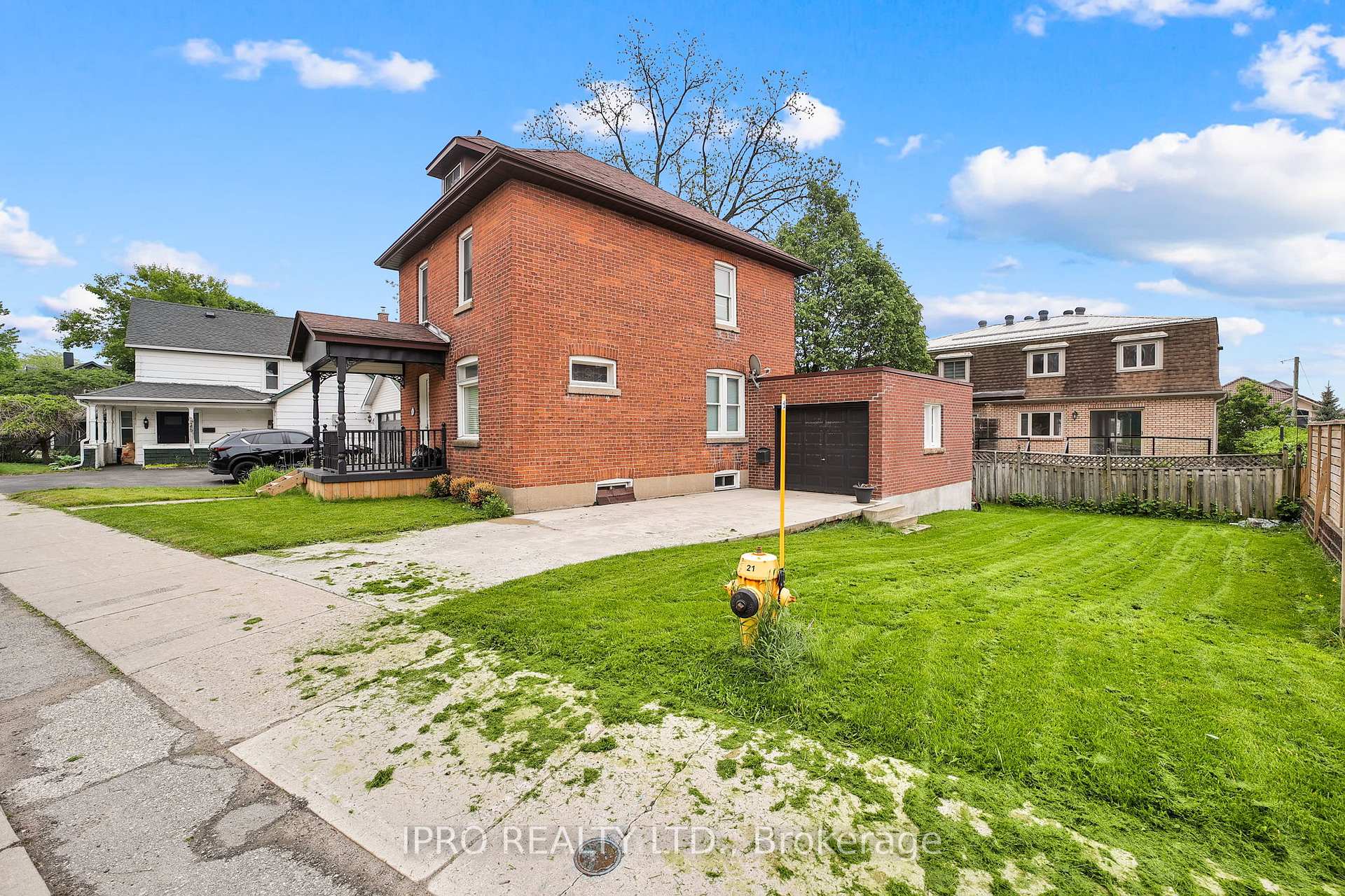Photo 6 of 243 Dunlop Street E, Barrie, North Shore — HOMEH