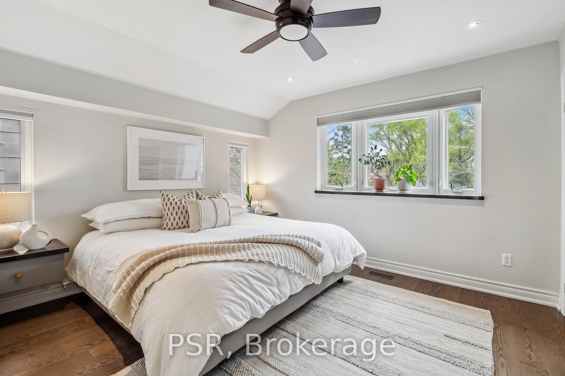 Photo 6 of 343 Balliol Street, Toronto, Mount Pleasant East — HOMEH