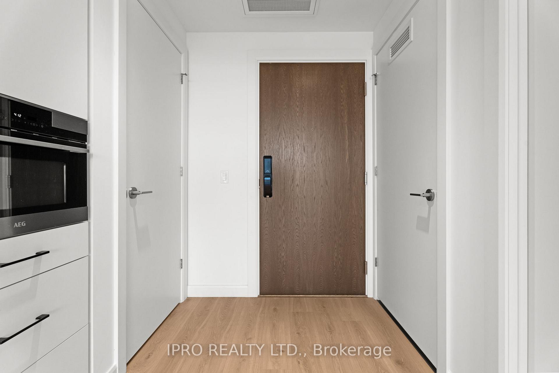 Photo 2 of Unit 509, 741 King Street W, Kitchener — HOMEH