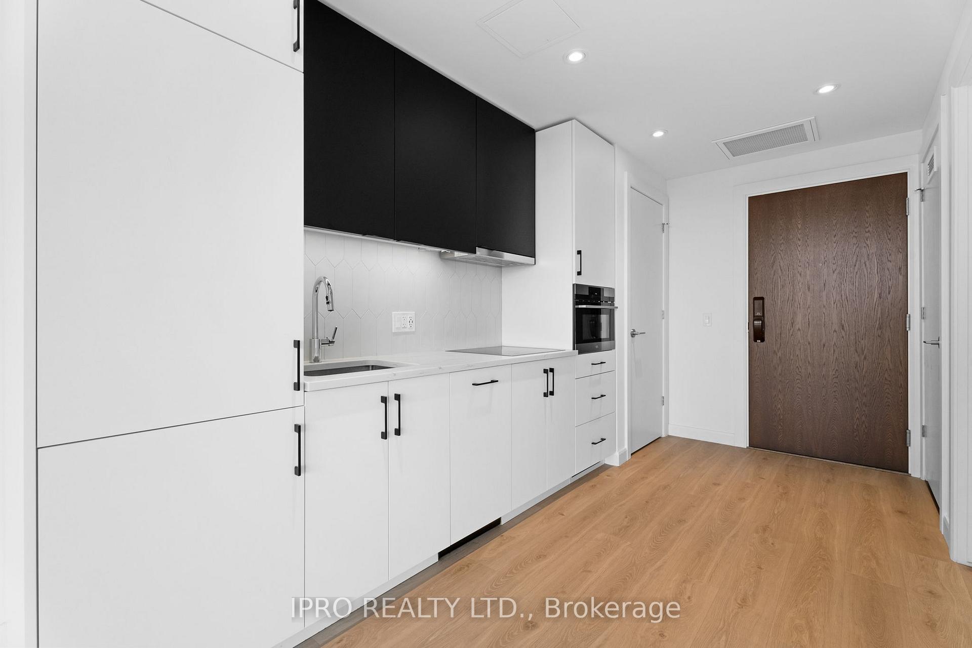 Photo 6 of Unit 509, 741 King Street W, Kitchener — HOMEH