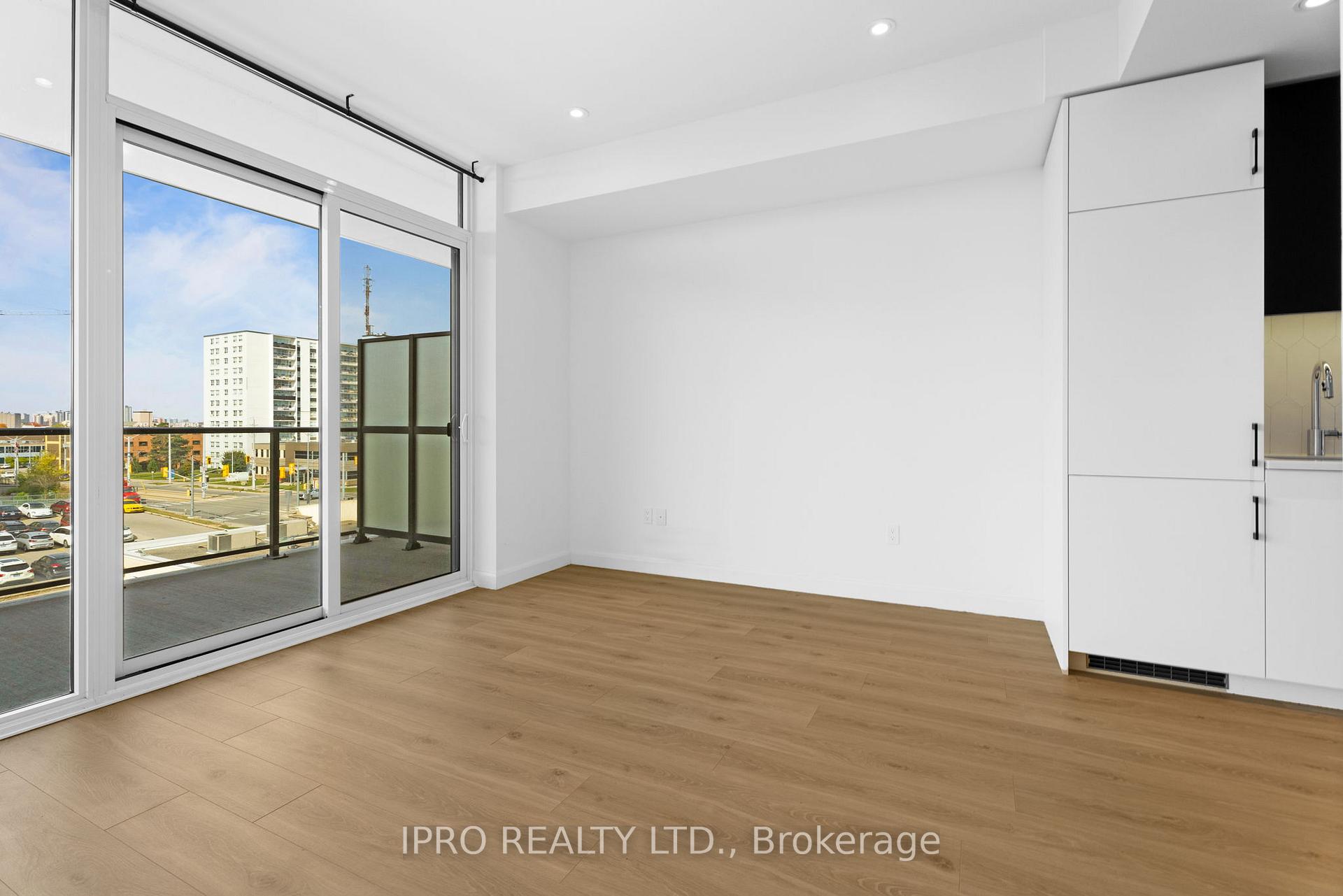 Photo 33 of Unit 509, 741 King Street W, Kitchener — HOMEH