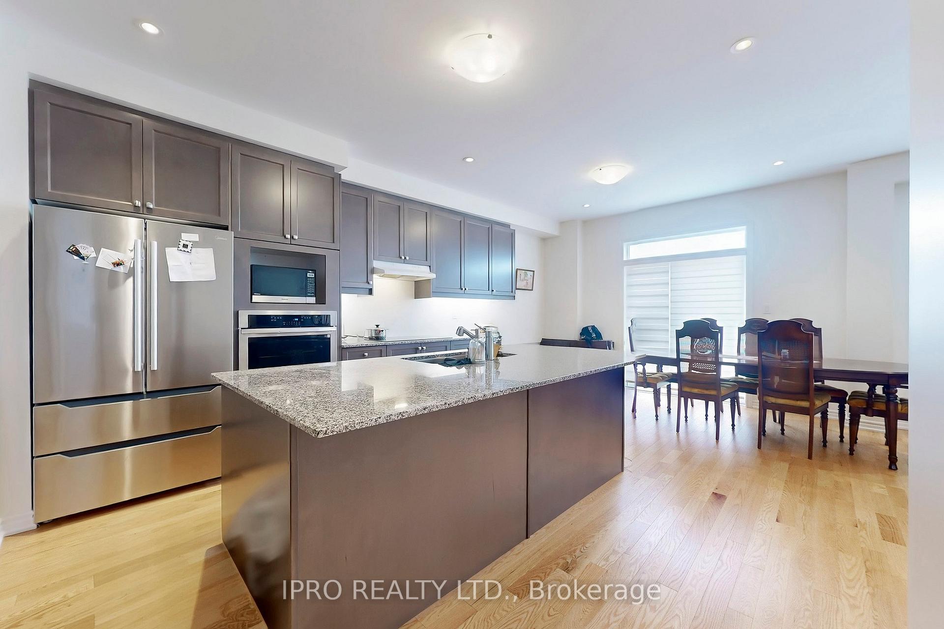 Photo 12 of 905 Rexton Drive, Oshawa, Kedron — HOMEH