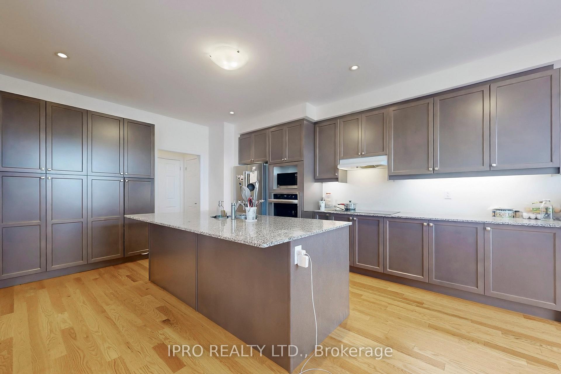 Photo 7 of 905 Rexton Drive, Oshawa, Kedron — HOMEH