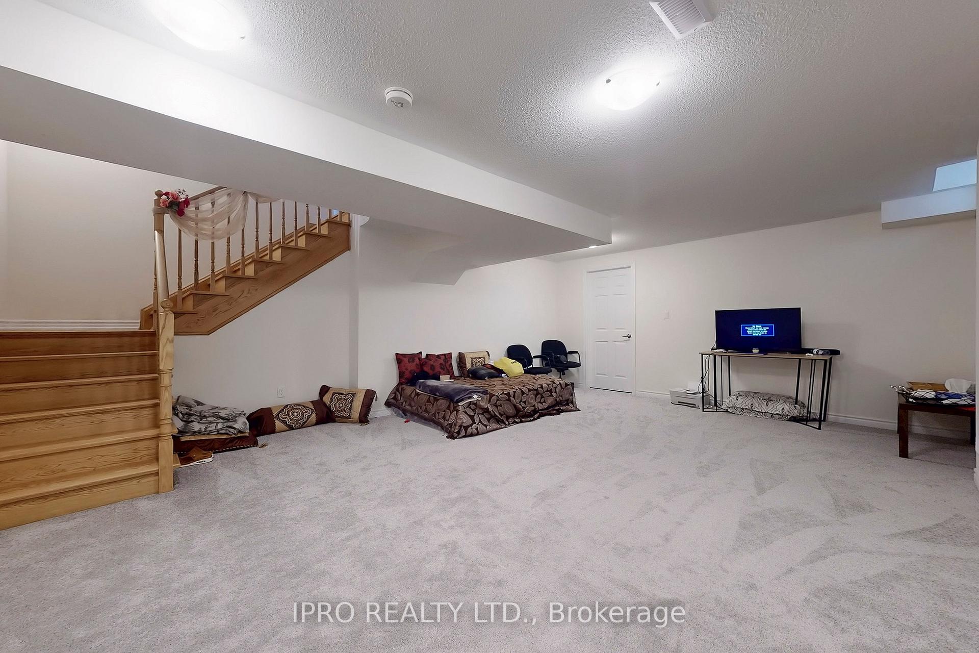Photo 25 of 905 Rexton Drive, Oshawa, Kedron — HOMEH