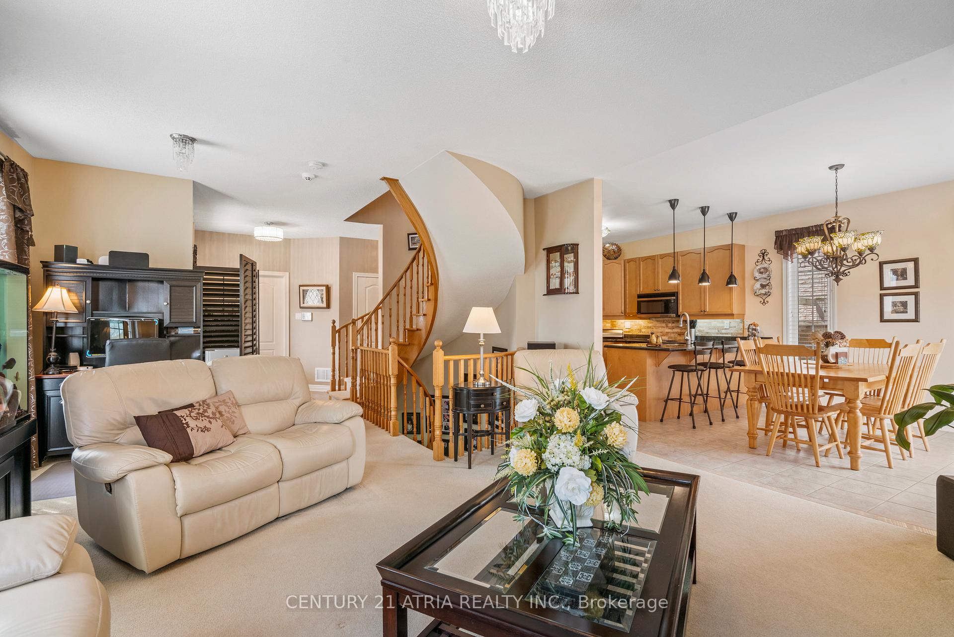 Photo 17 of 1 Carlinds Drive, Whitby, Rolling Acres — HOMEH