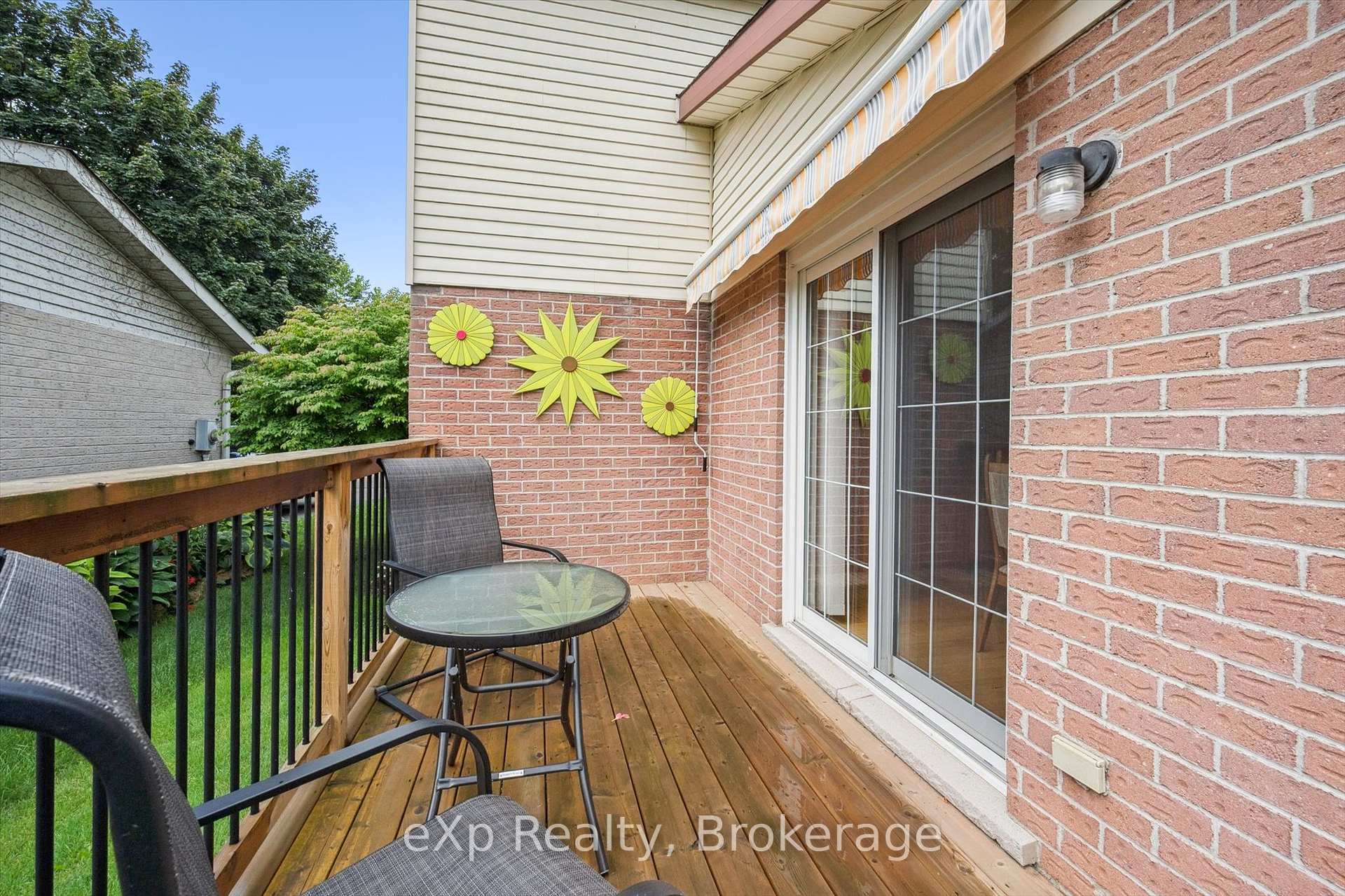 Photo 20 of 8 Aspen Valley Crescent, Guelph, Kortright West — HOMEH