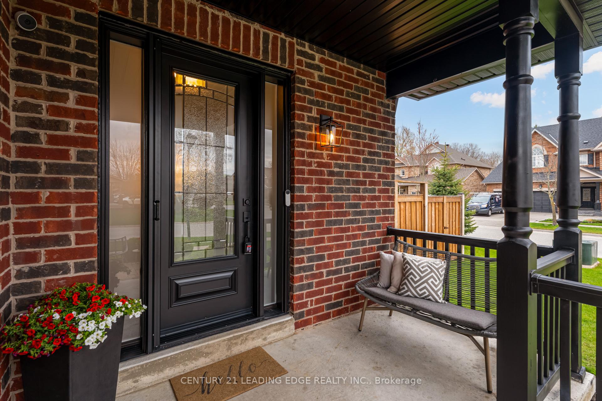 Photo 4 of 11 Foxbury Road, Uxbridge — HOMEH