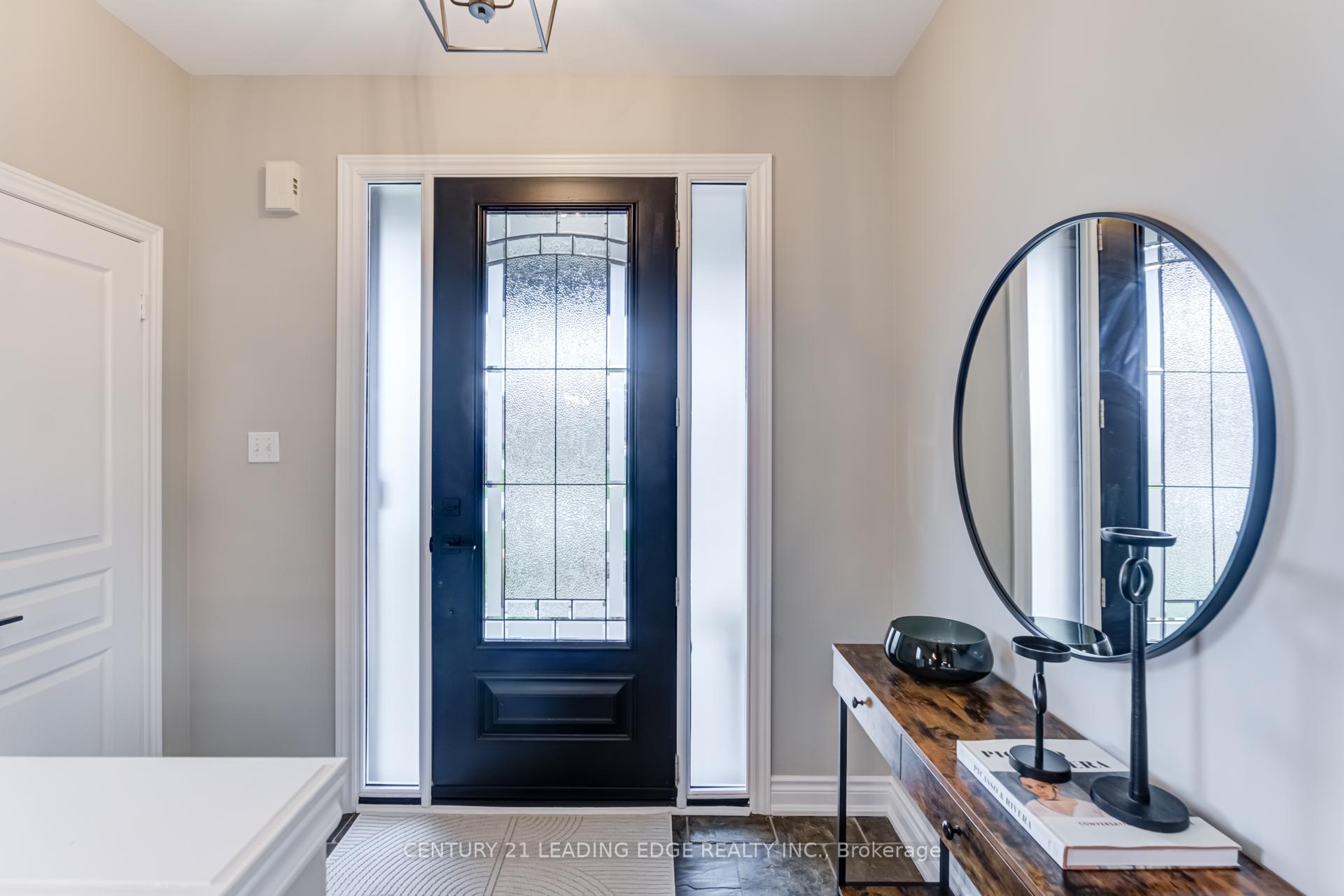 Photo 6 of 11 Foxbury Road, Uxbridge — HOMEH