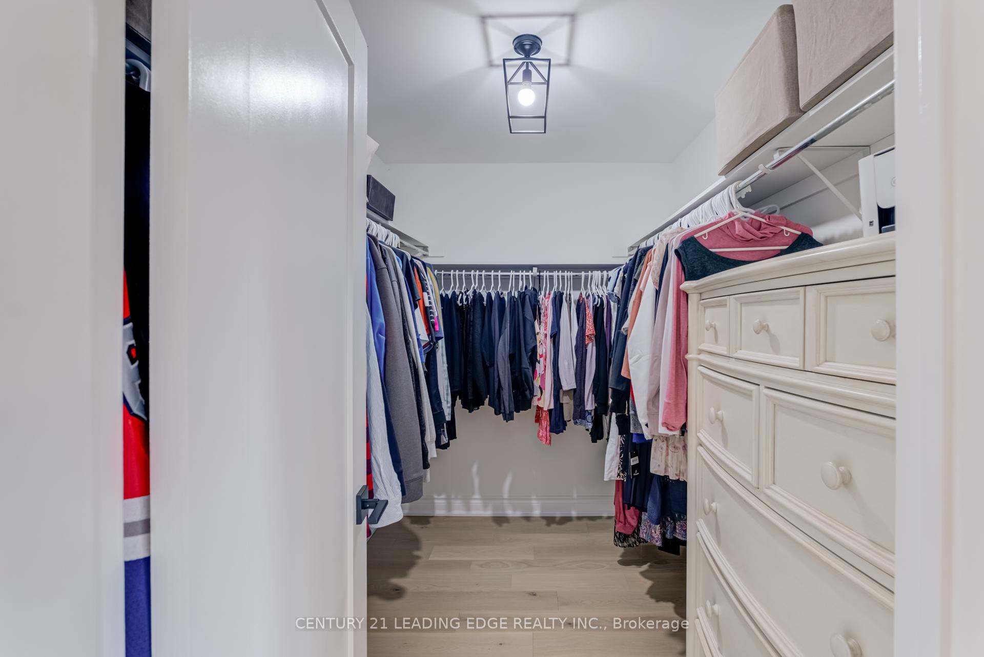 Photo 17 of 11 Foxbury Road, Uxbridge — HOMEH