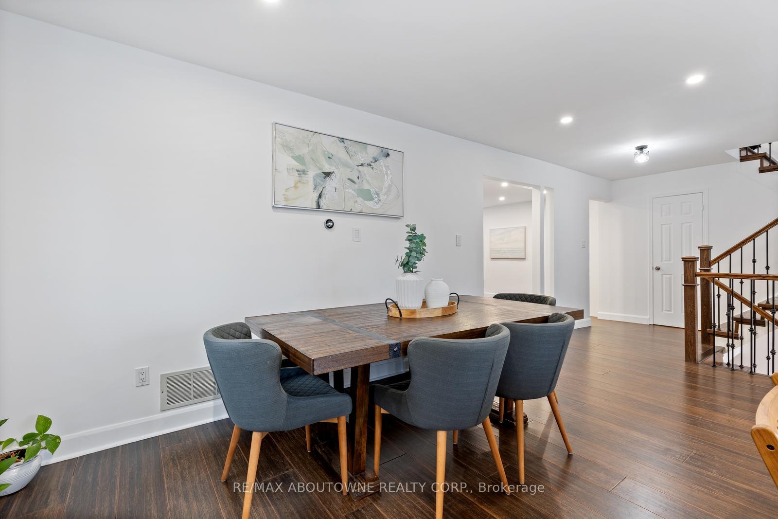 Photo 4 of 36 Gardiner Drive, Ajax, Central — HOMEH