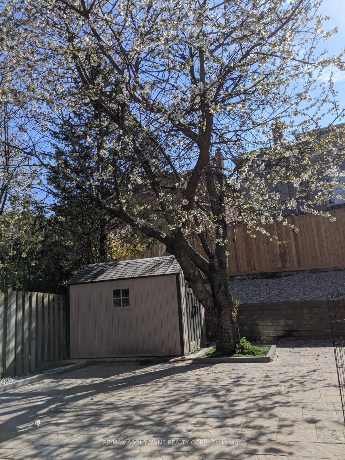 Photo 37 of 36 Gardiner Drive, Ajax, Central — HOMEH