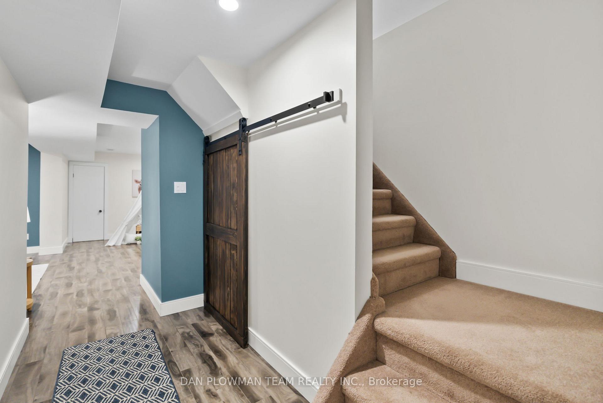 Photo 23 of 174 Adele Crescent, Oshawa, McLaughlin — HOMEH