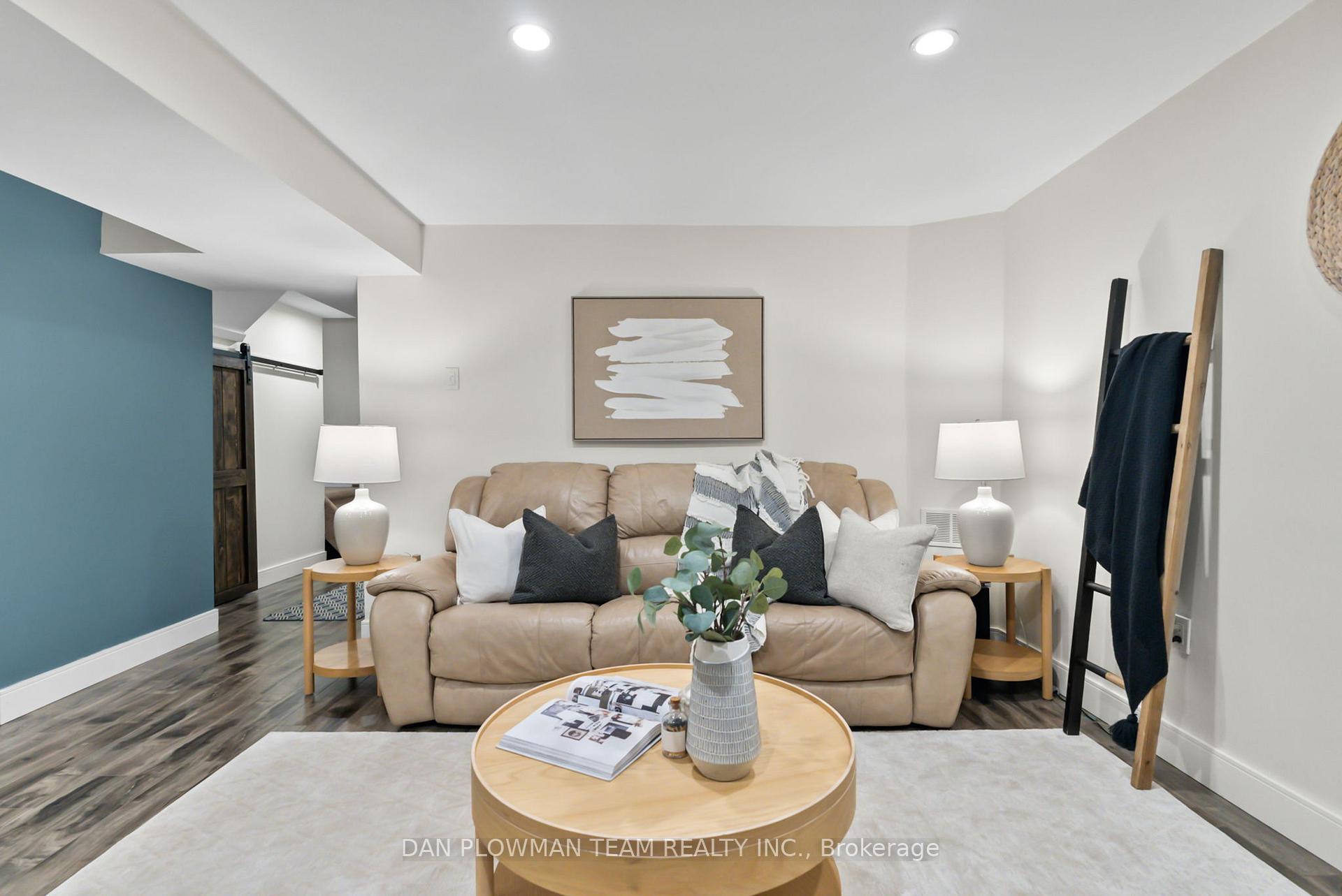 Photo 25 of 174 Adele Crescent, Oshawa, McLaughlin — HOMEH