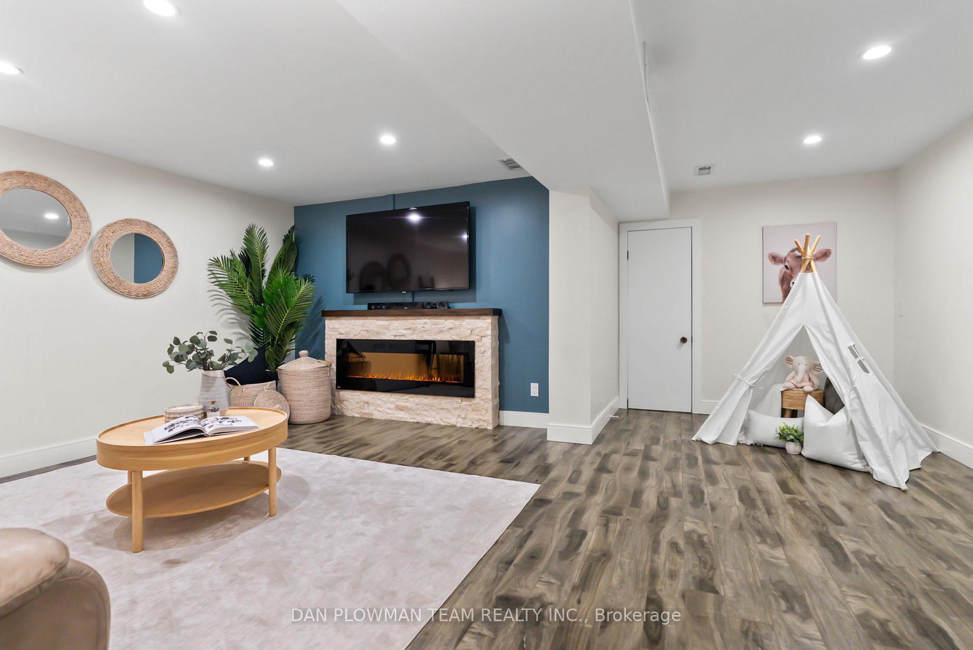 Photo 27 of 174 Adele Crescent, Oshawa, McLaughlin — HOMEH