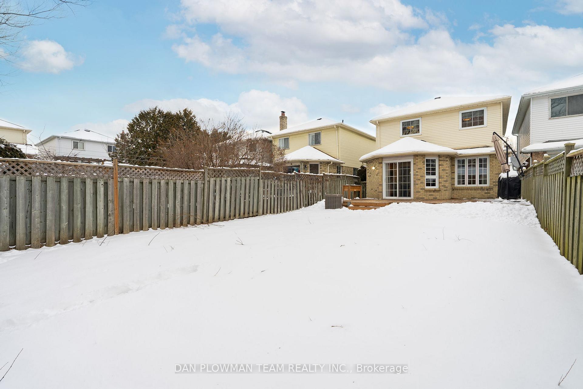 Photo 32 of 174 Adele Crescent, Oshawa, McLaughlin — HOMEH