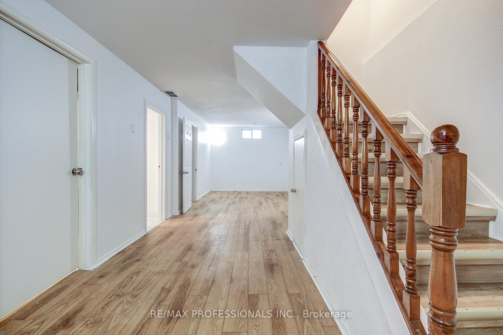 Photo 27 of 25 Windale Crescent, Kitchener — HOMEH
