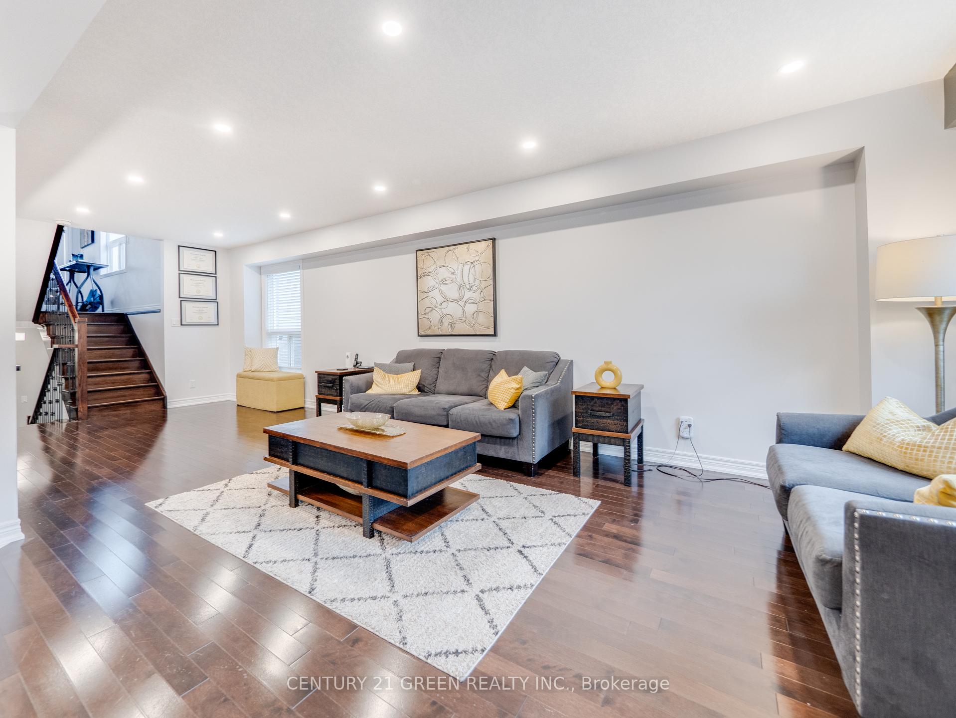Photo 7 of 172 Melran Drive, Cambridge — HOMEH
