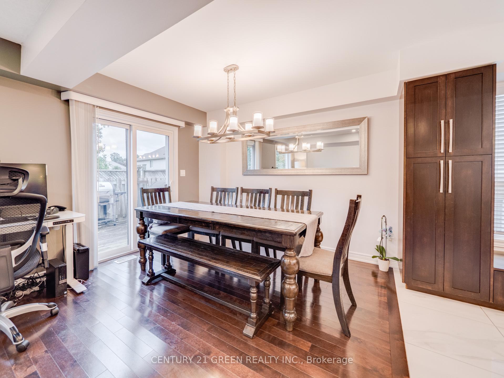 Photo 5 of 172 Melran Drive, Cambridge — HOMEH