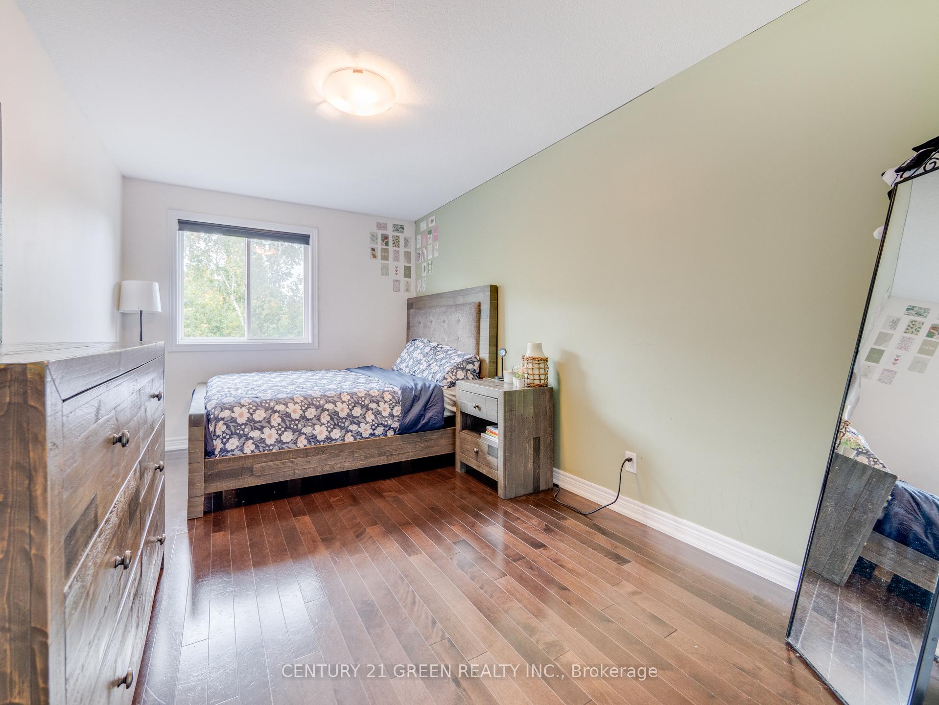 Photo 26 of 172 Melran Drive, Cambridge — HOMEH