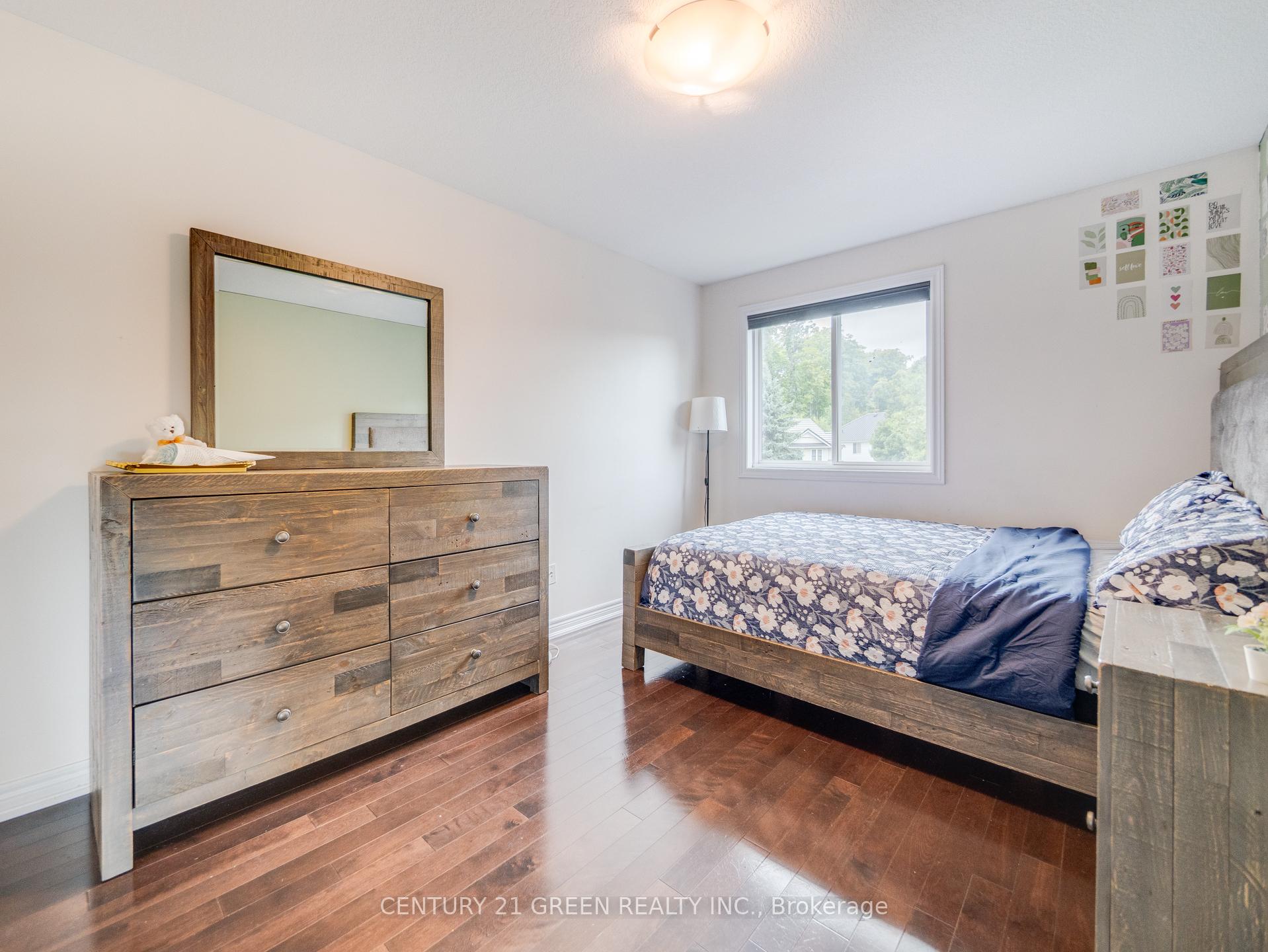 Photo 22 of 172 Melran Drive, Cambridge — HOMEH