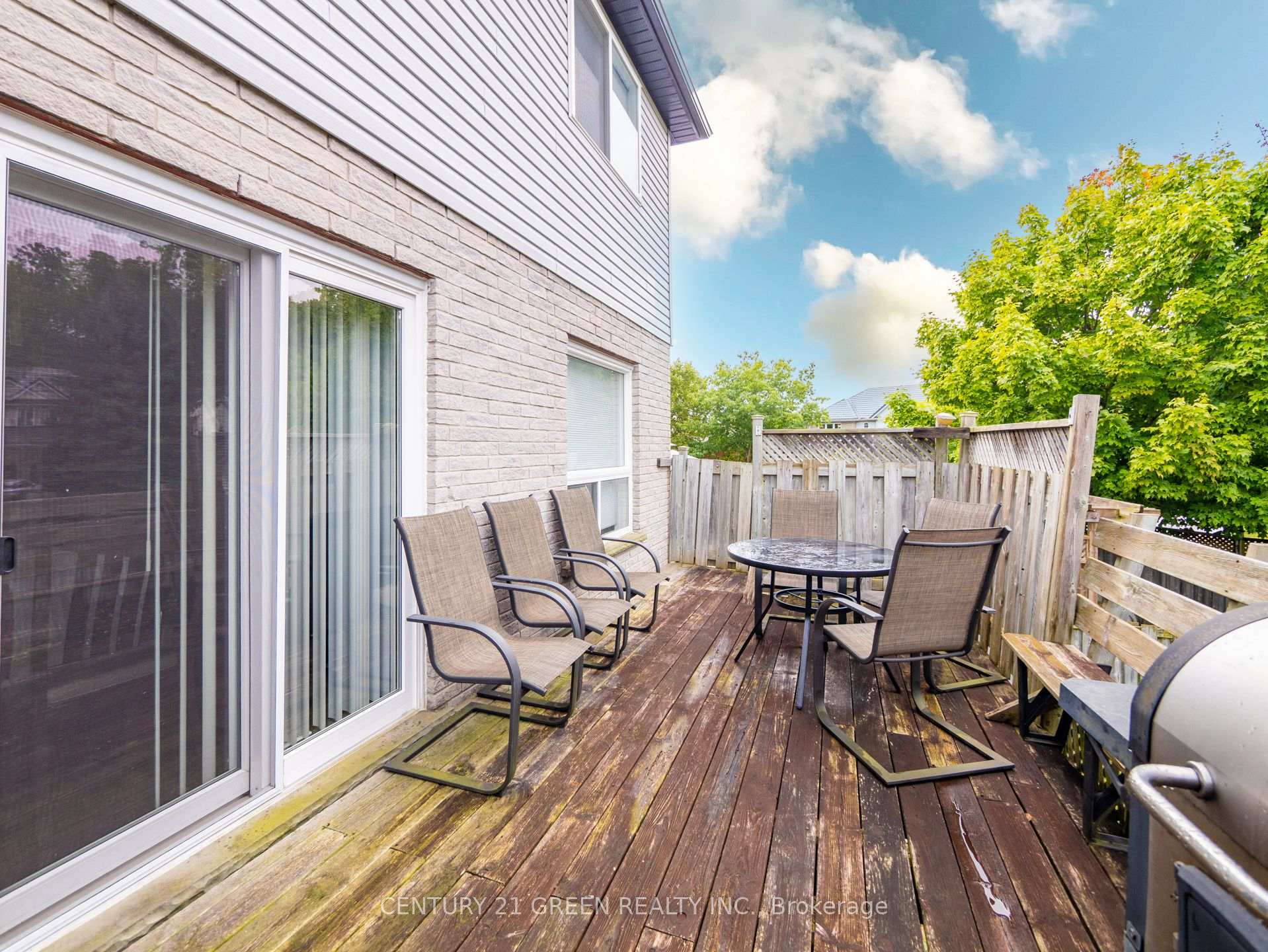 Photo 34 of 172 Melran Drive, Cambridge — HOMEH