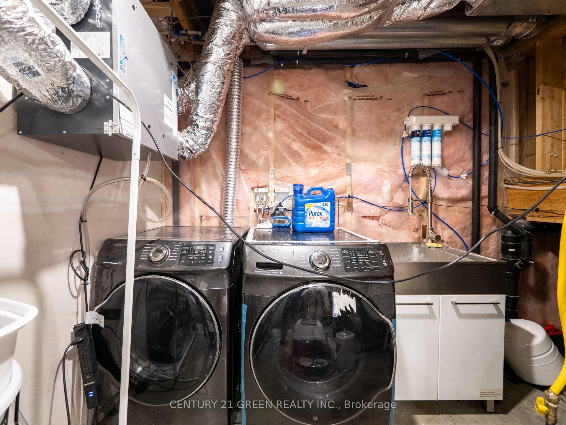 Photo 37 of 172 Melran Drive, Cambridge — HOMEH