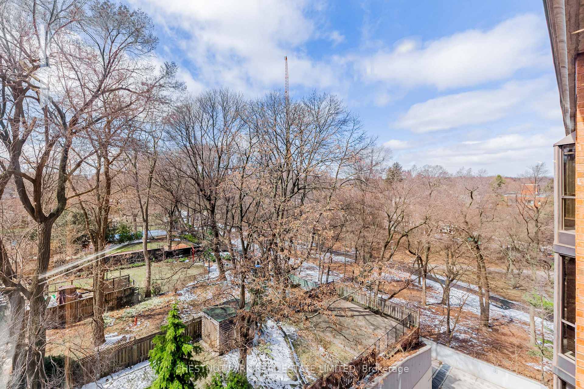 Photo 6 of Unit 810, 2900 Yonge Street, Toronto, Lawrence Park South — HOMEH