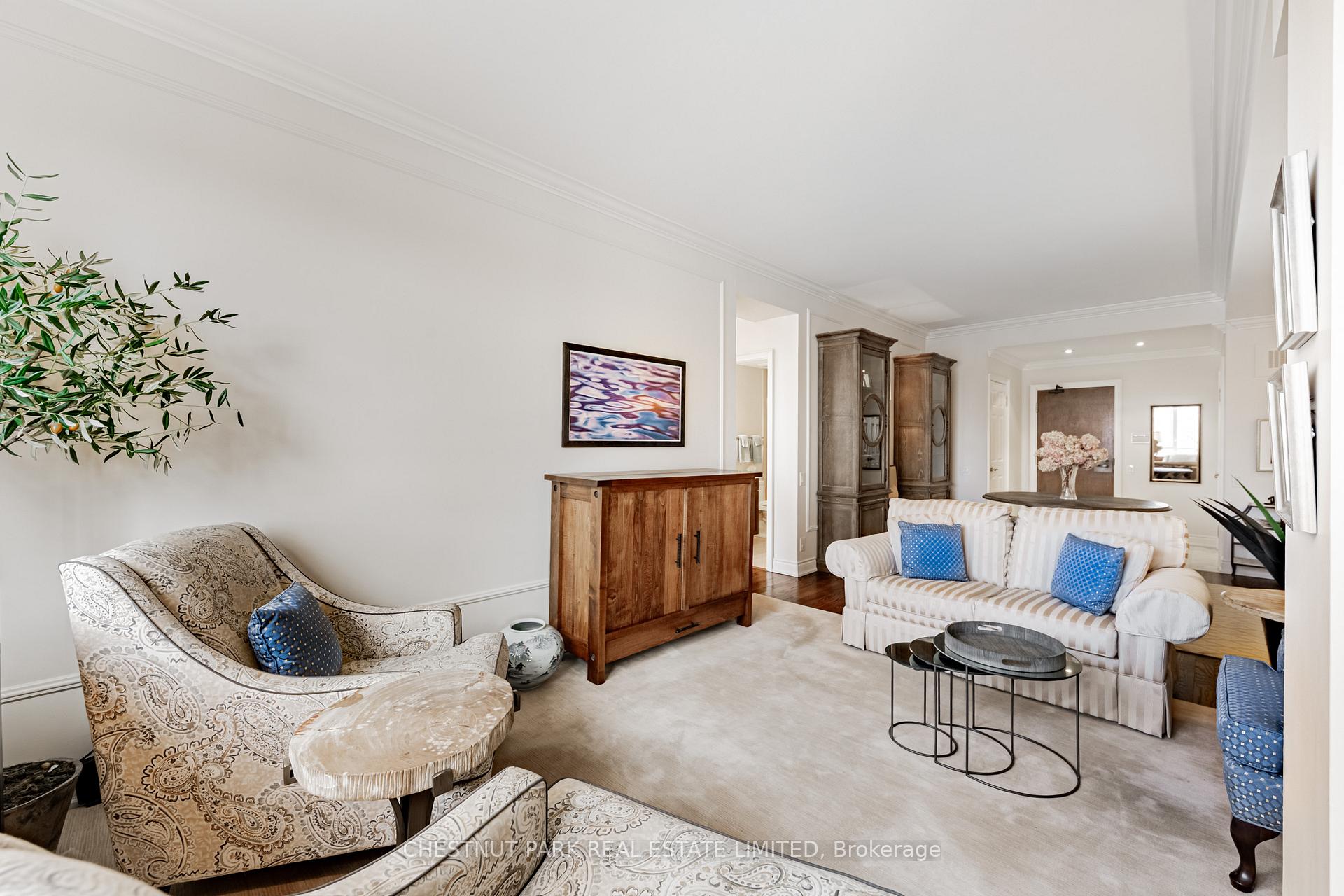 Photo 15 of Unit 810, 2900 Yonge Street, Toronto, Lawrence Park South — HOMEH