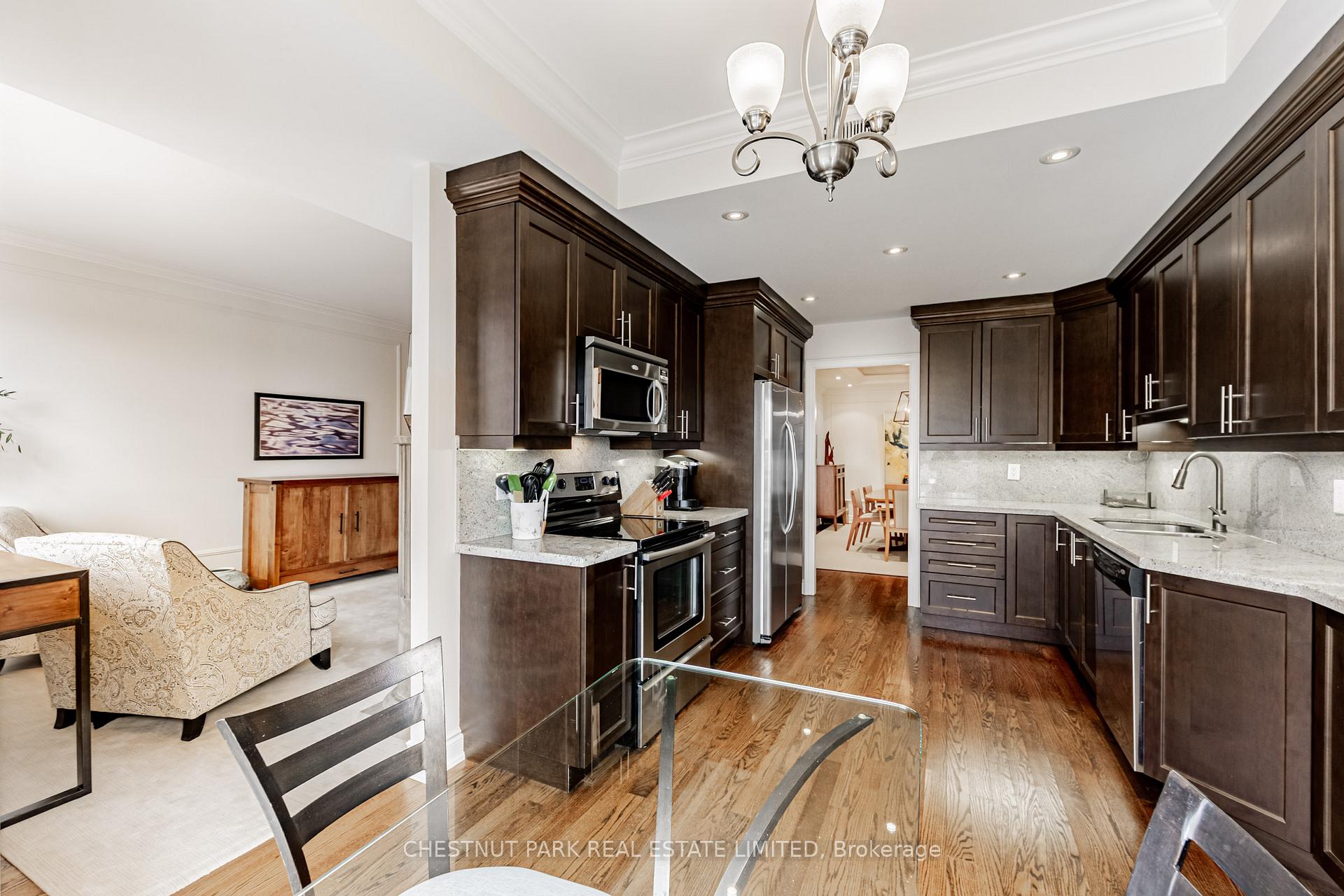 Photo 11 of Unit 810, 2900 Yonge Street, Toronto, Lawrence Park South — HOMEH