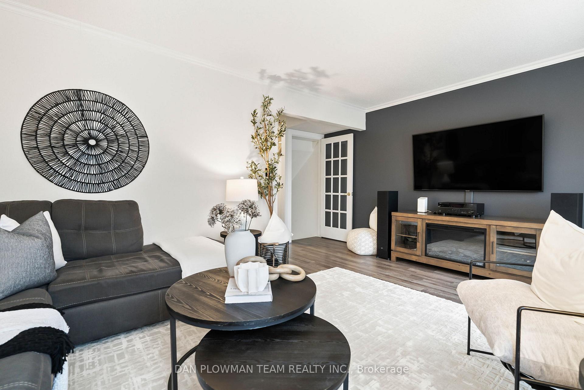 Photo 11 of 684 Elderberry Drive, Oshawa, Pinecrest — HOMEH