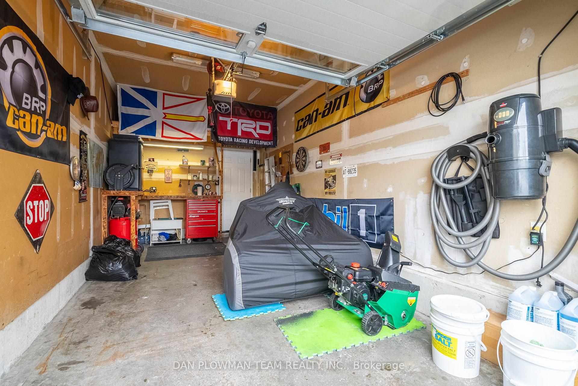Photo 29 of 684 Elderberry Drive, Oshawa, Pinecrest — HOMEH