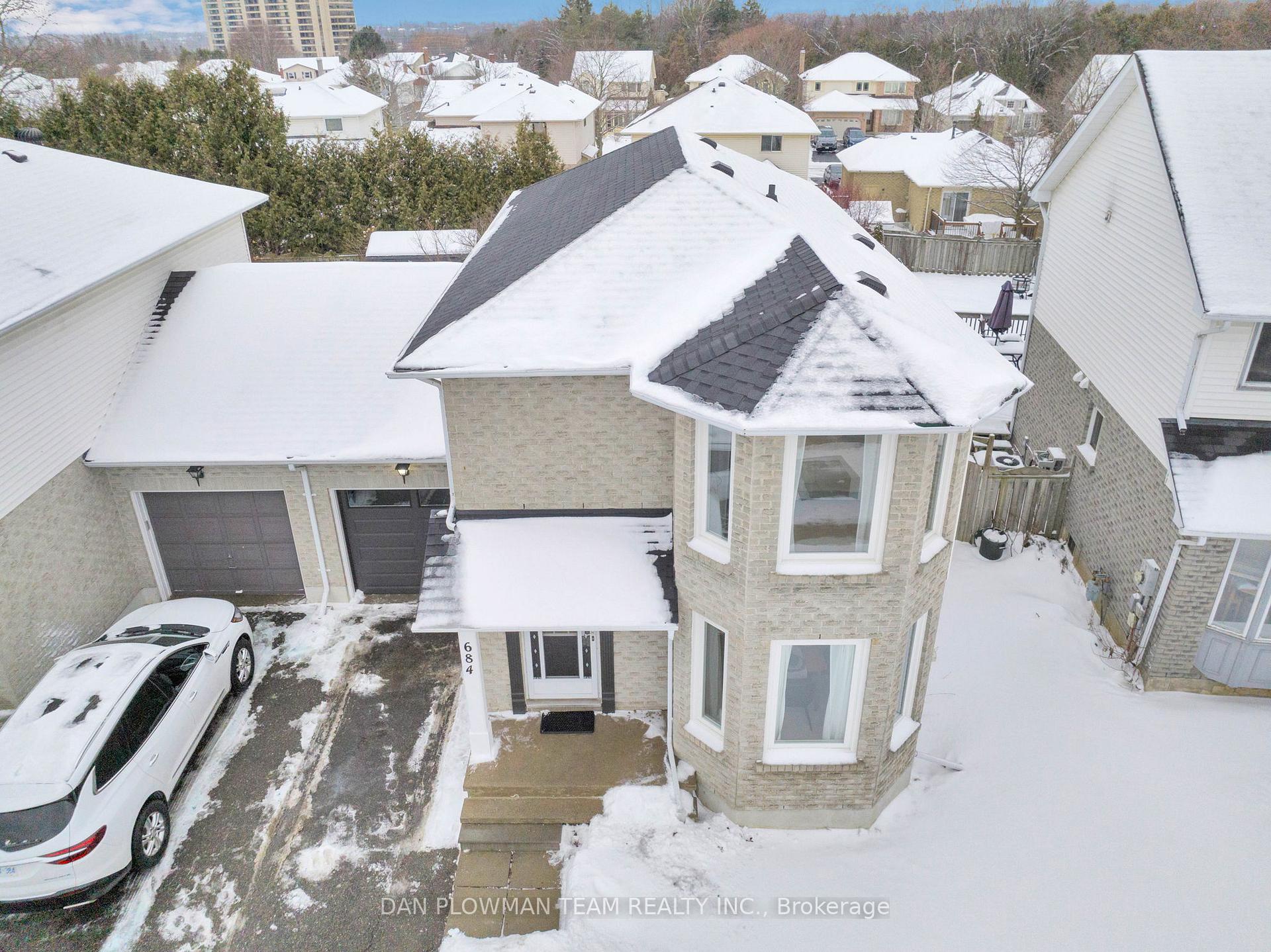 Photo 32 of 684 Elderberry Drive, Oshawa, Pinecrest — HOMEH