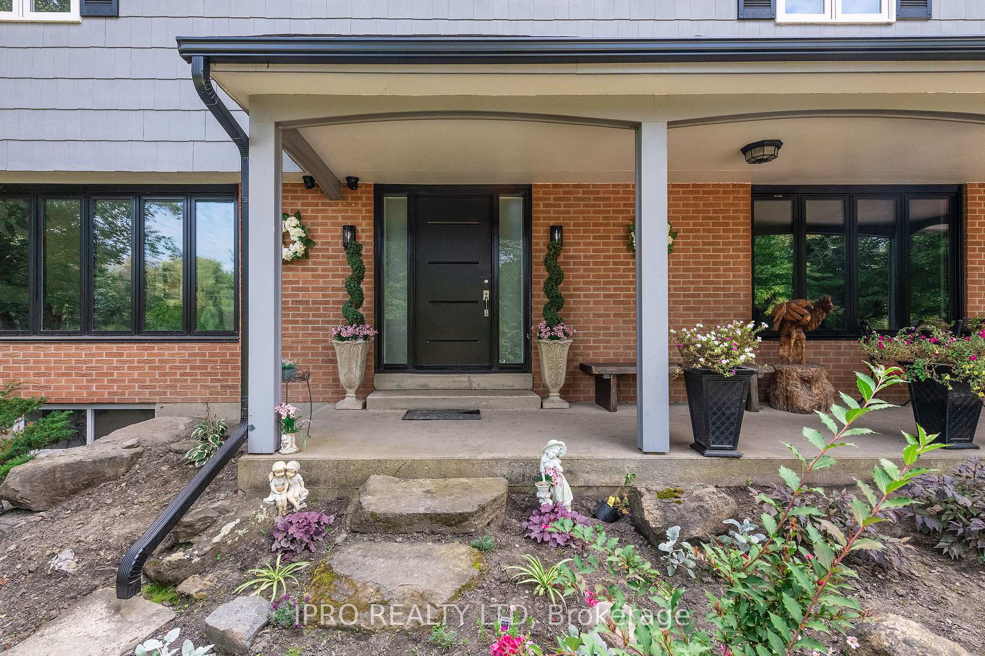 Photo 3 of 6845 19th Side Road, King, Schomberg — HOMEH